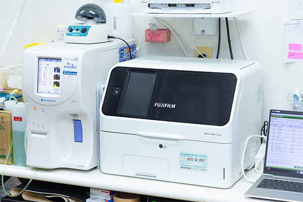 血液検査機器